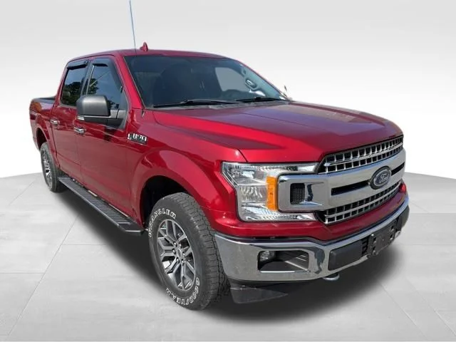 Used 2018 Red Ford XLT image 2