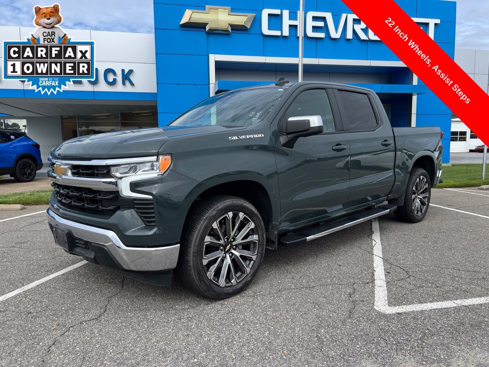 Used 2025 Cypress Gray Chevrolet LT image 1