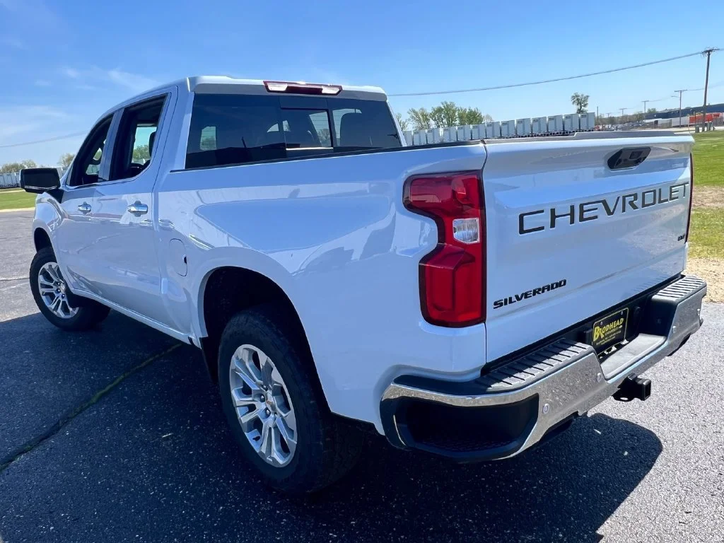 New 2026 Polar White Tricoat Chevrolet LTZ image 4