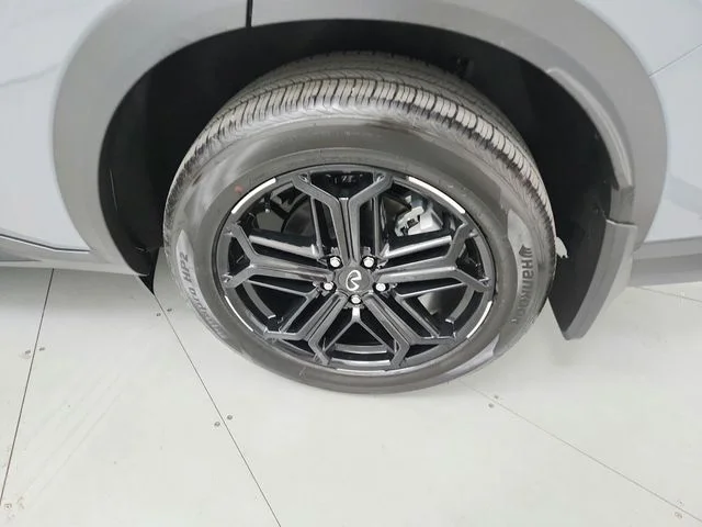 Used 2026 Gray INFINITI SPORT image 47