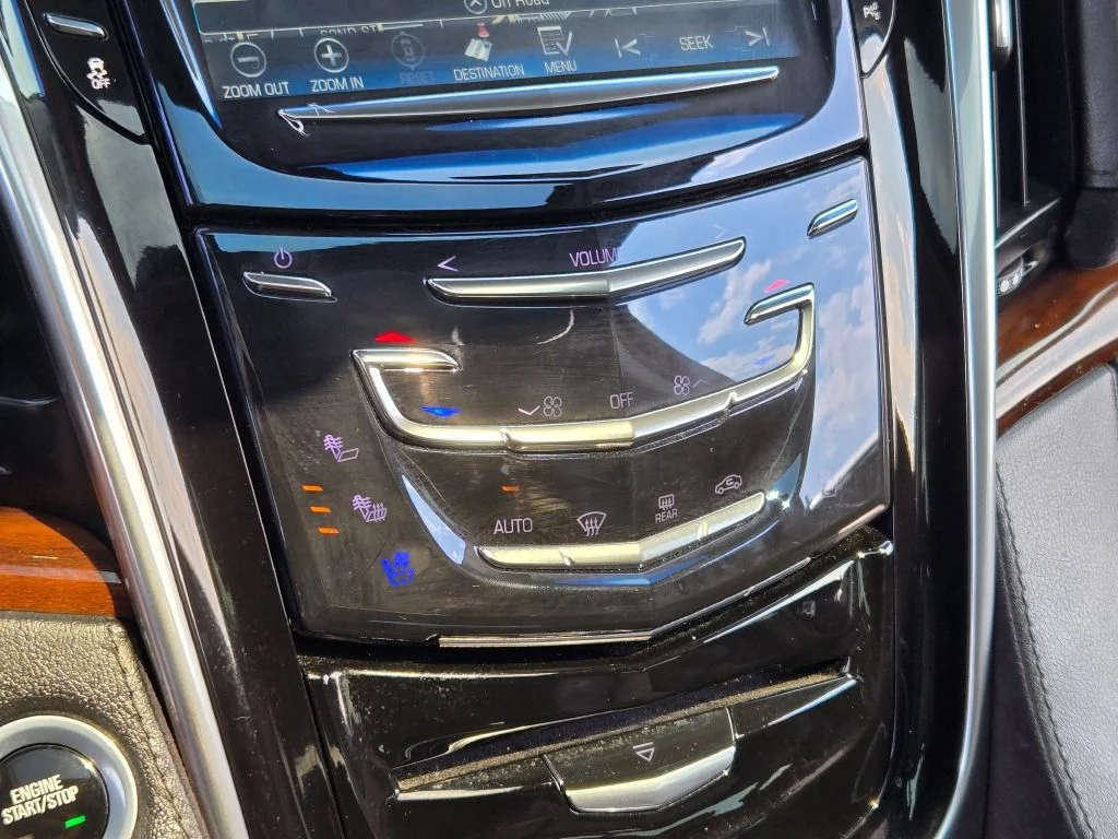 Certified Used 2018 Black Cadillac Premium image 33