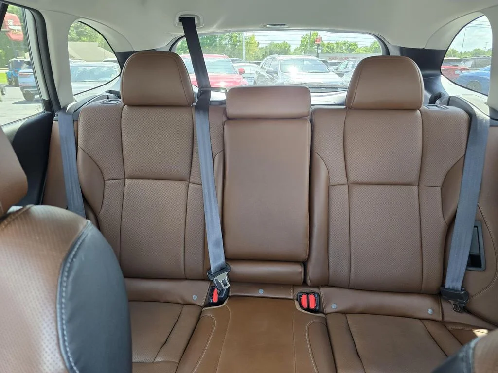 Used 2021 White Subaru Touring XT image 19