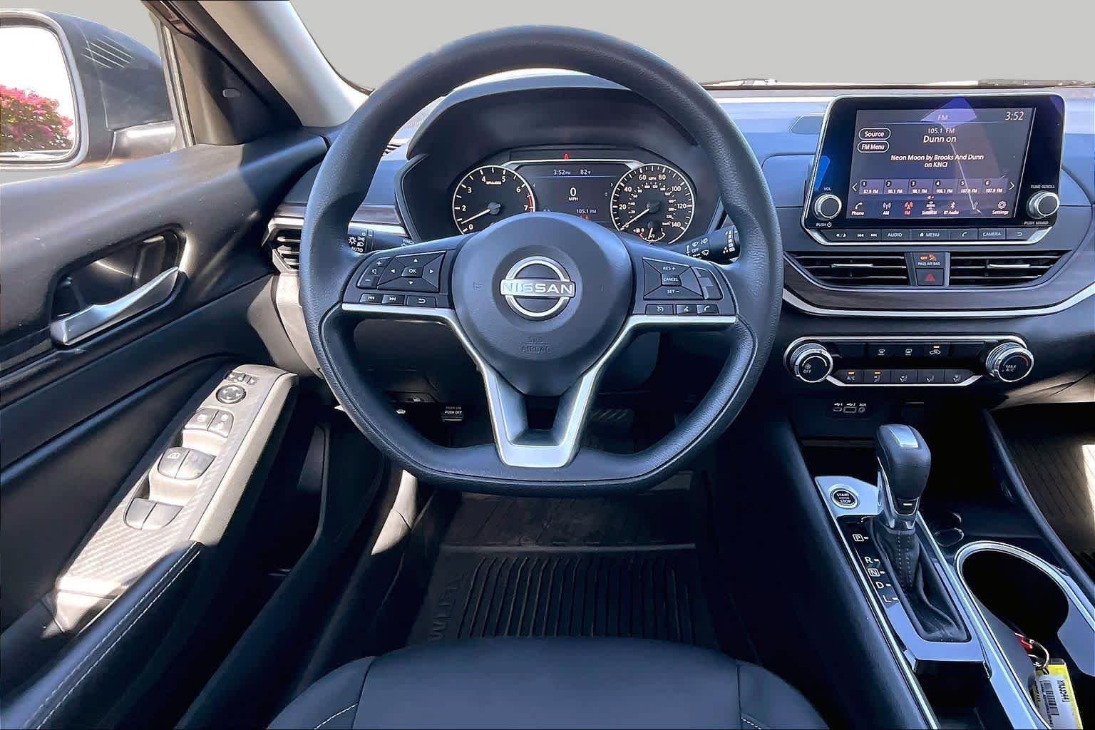 Pre-Owned 2024 Nissan Altima 2.5 SV