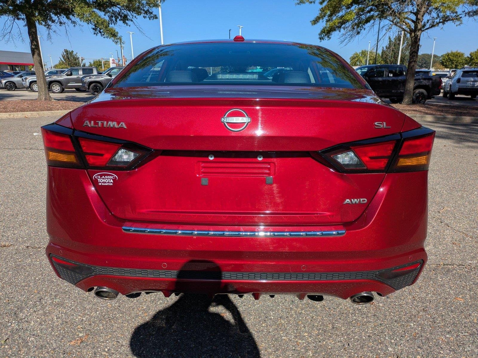 Used 2023 Scarlet Ember Tintcoat Nissan 2.5 SL image 4