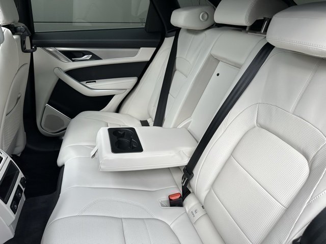 2026 Jaguar F-Pace R-Dynamic S - Photo 17
