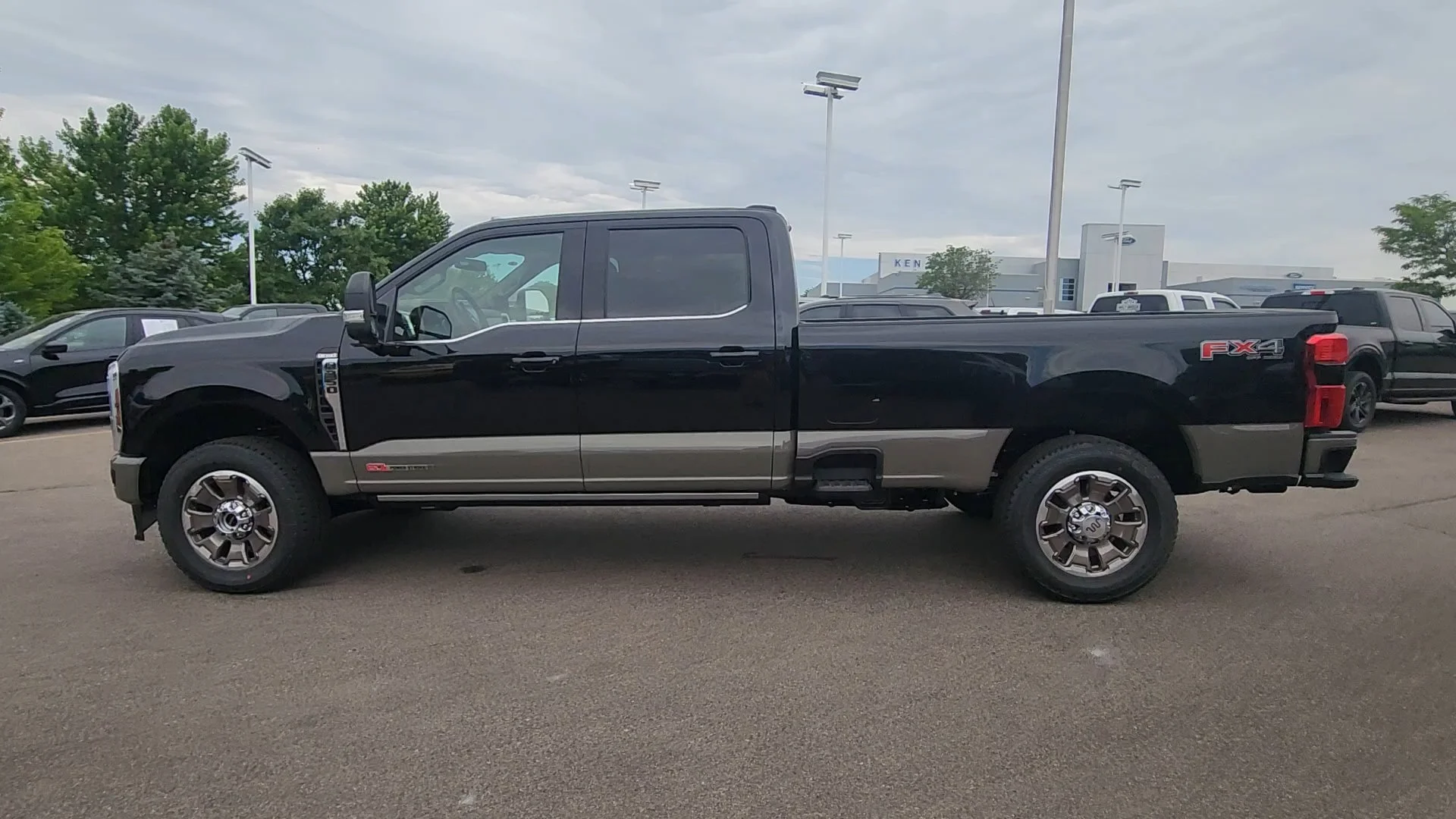 New 2026 Agate Black Metallic Ford King Ranch image 2