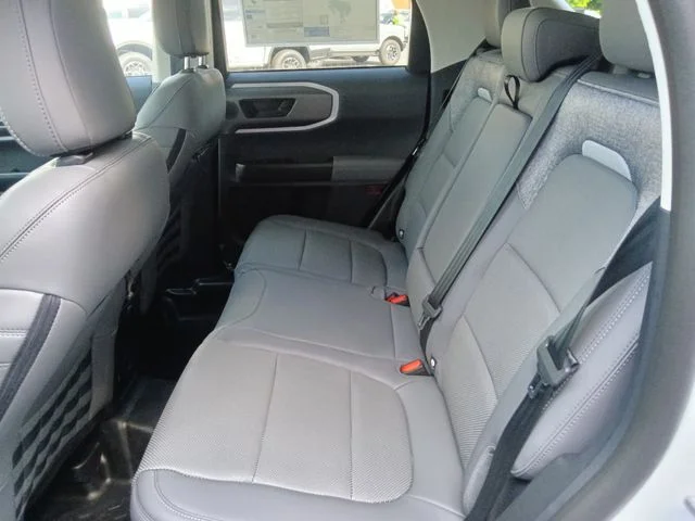 New 2026 Oxford White Ford Badlands® image 26