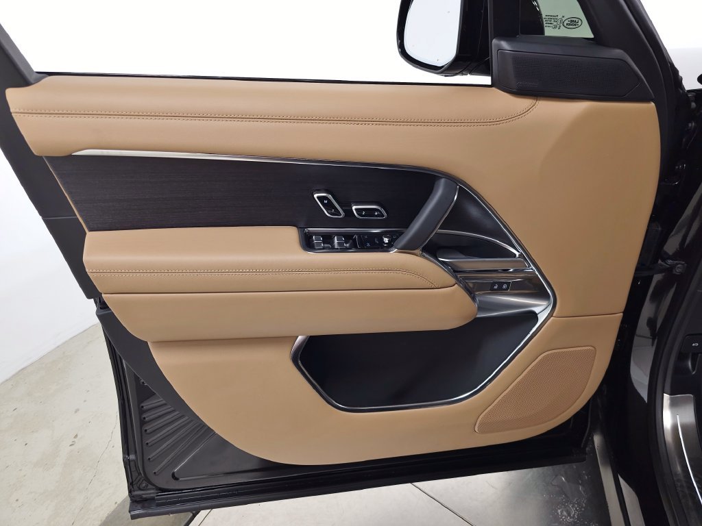 Used 2026 Black Land Rover SE image 15