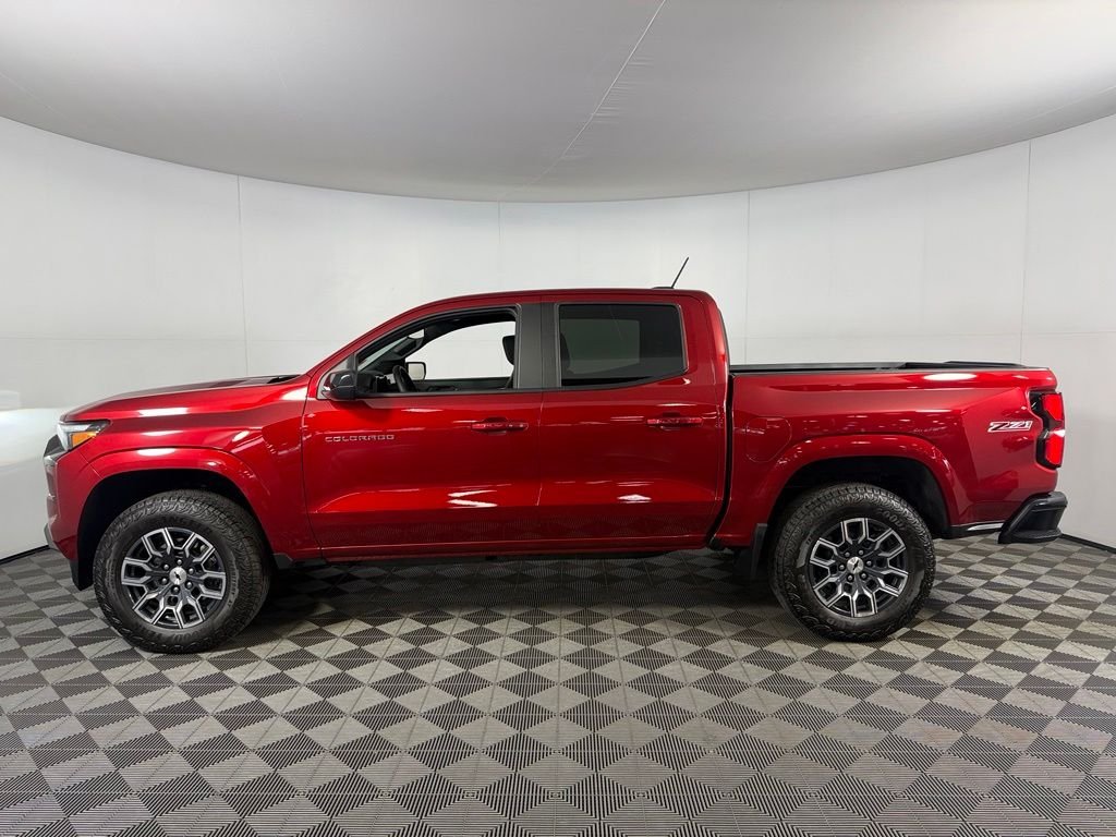 Certified Used 2025 Red Chevrolet Z71 image 11