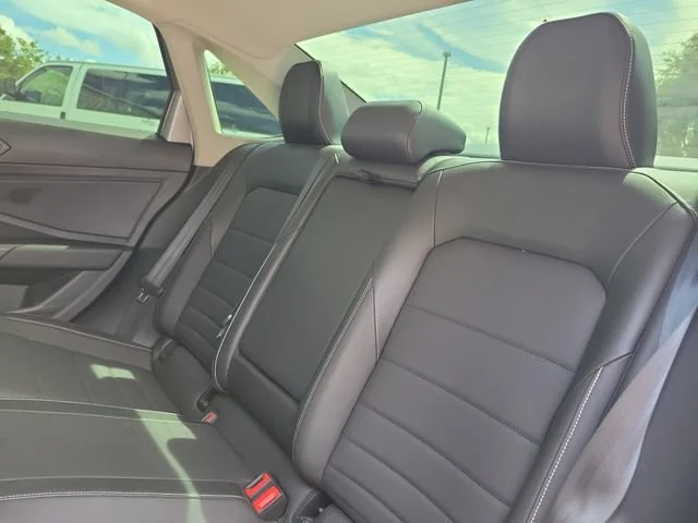 2023 Volkswagen Jetta SE - Photo 20
