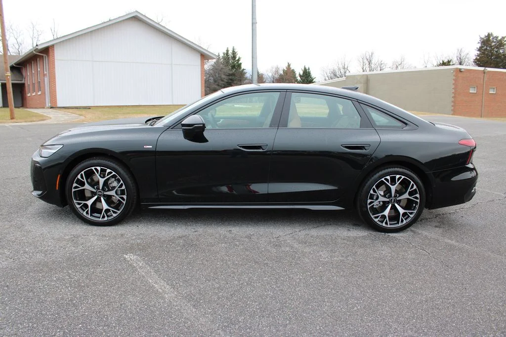 Used 2026 Green Metallic Audi Premium Plus image 6