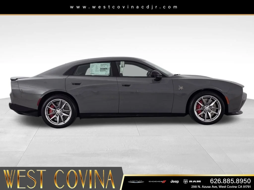 New 2026 Destroyer Gray Exterior Paint Dodge R/T Scat Pack image 4