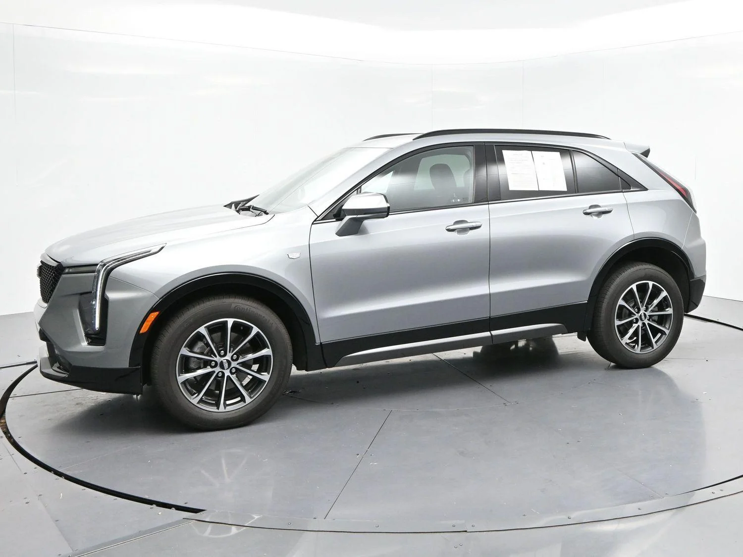 Used 2024 Argent Silver Metallic Cadillac Sport image 4