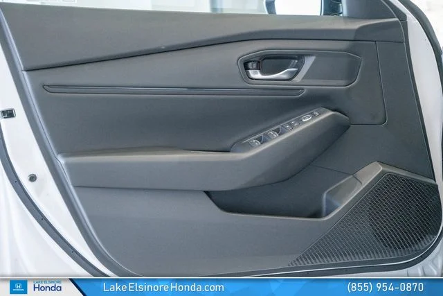 New 2026 Platinum White Pearl Honda SE image 9