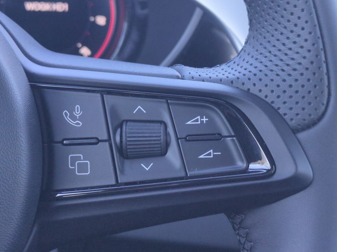 2025 Alfa Romeo Giulia Base - Photo 23