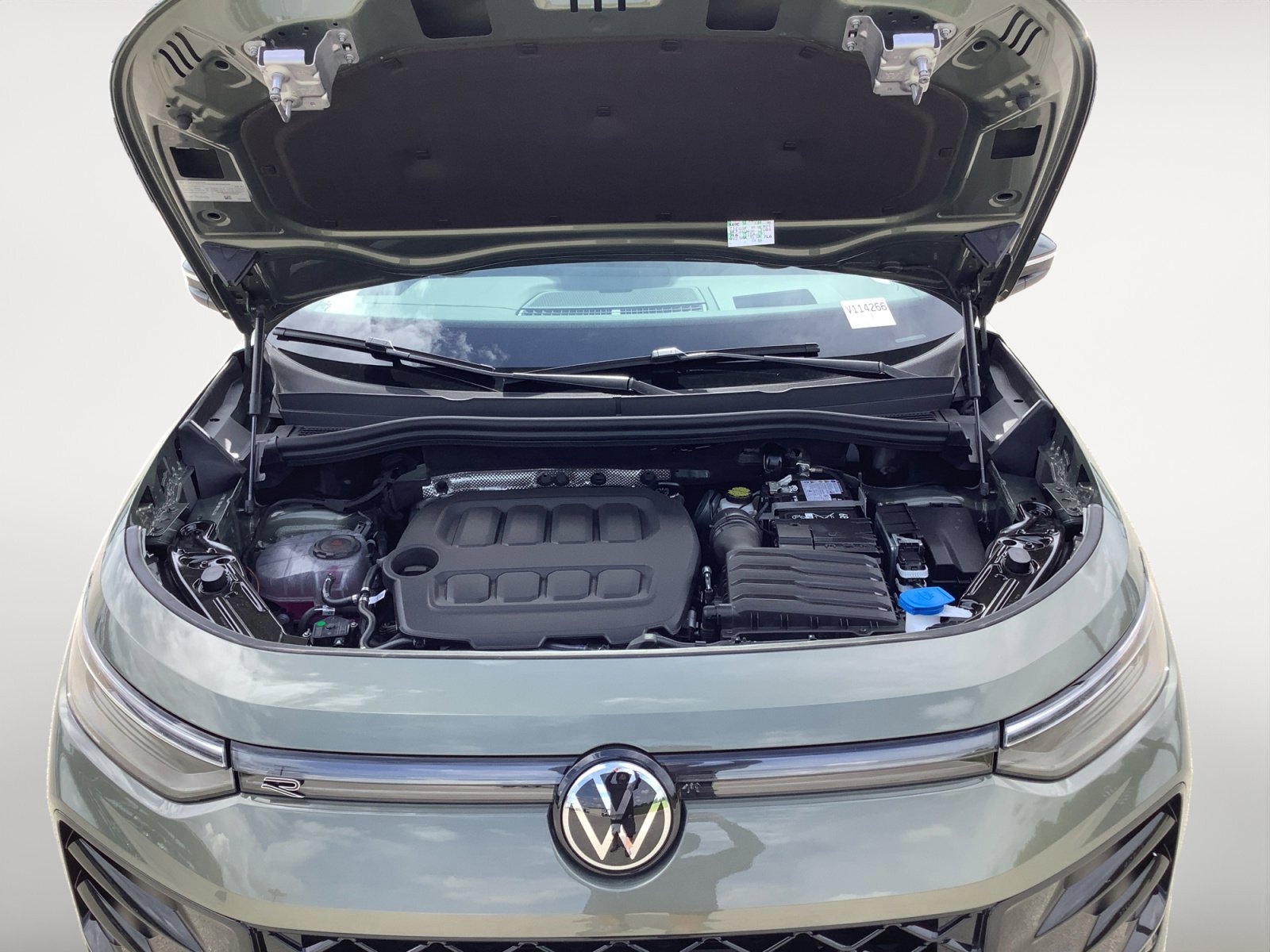 New 2026 Avocado Green w/Deep Black Roof Volkswagen SE R-Line Black image 13