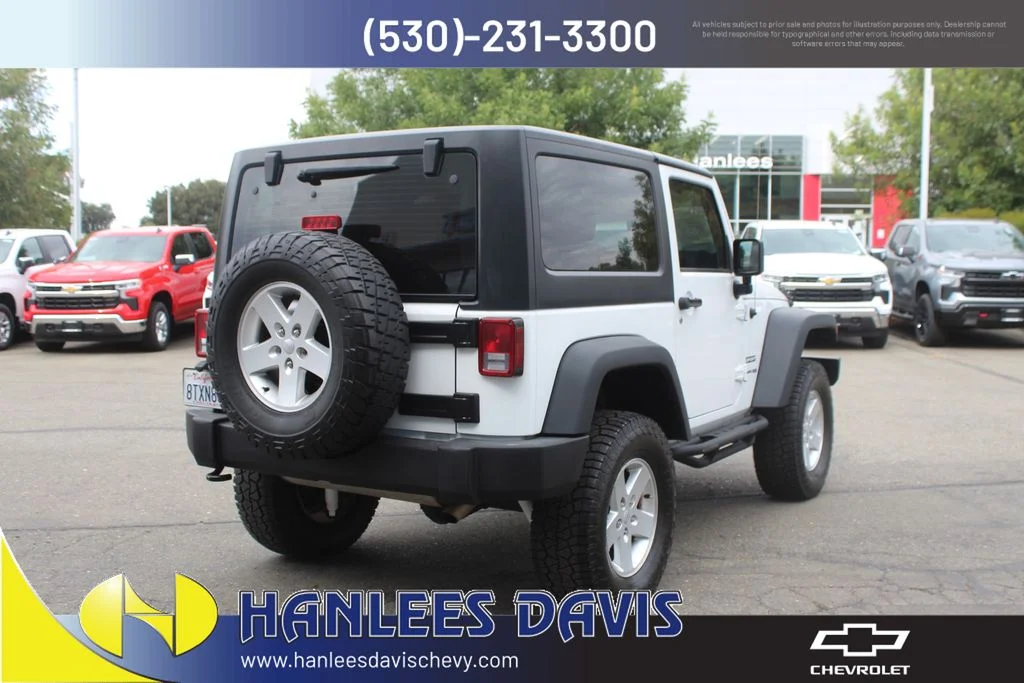 Used 2018 White Jeep Sport image 7