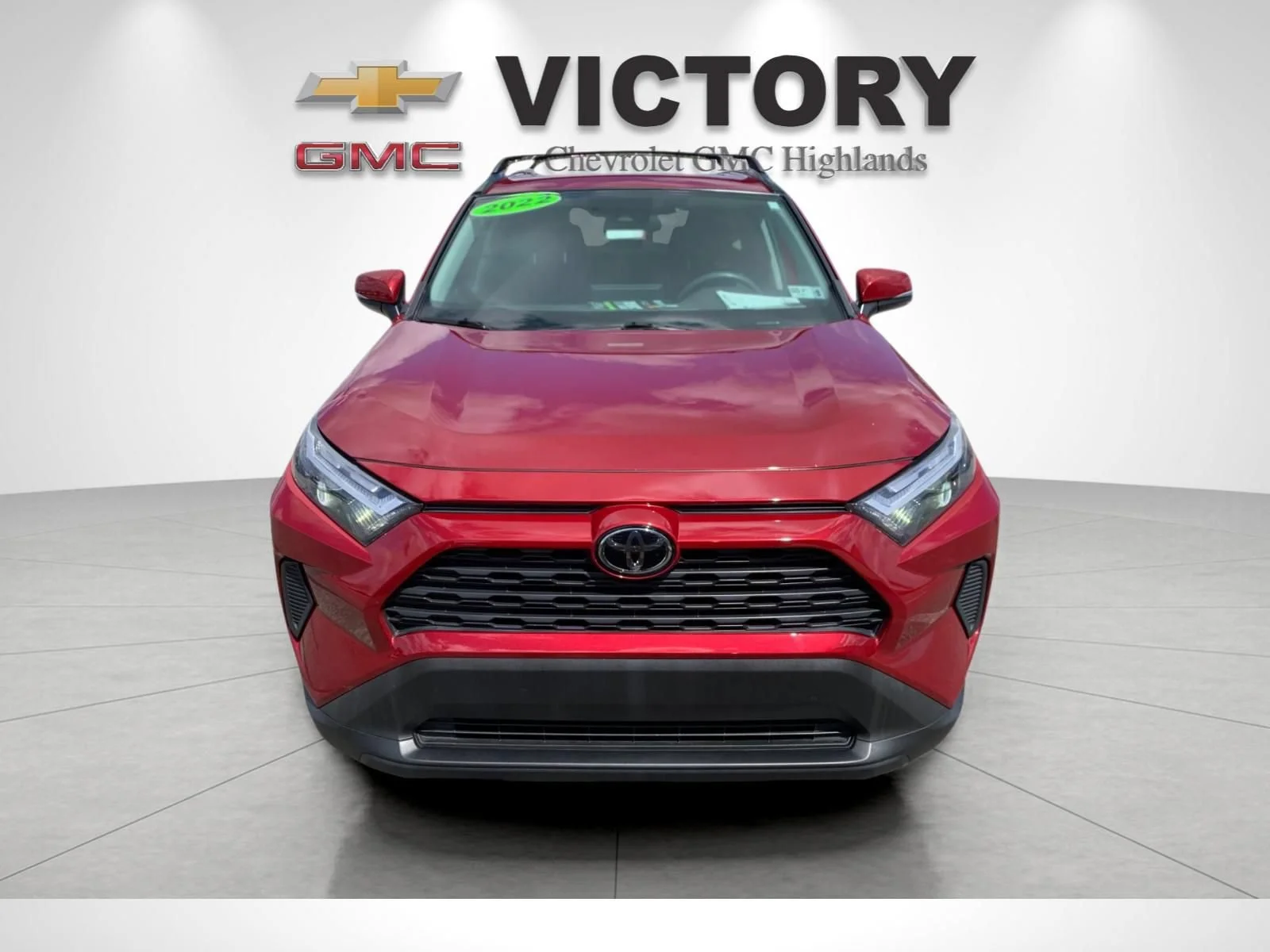 Used 2022 Red Toyota XLE image 8
