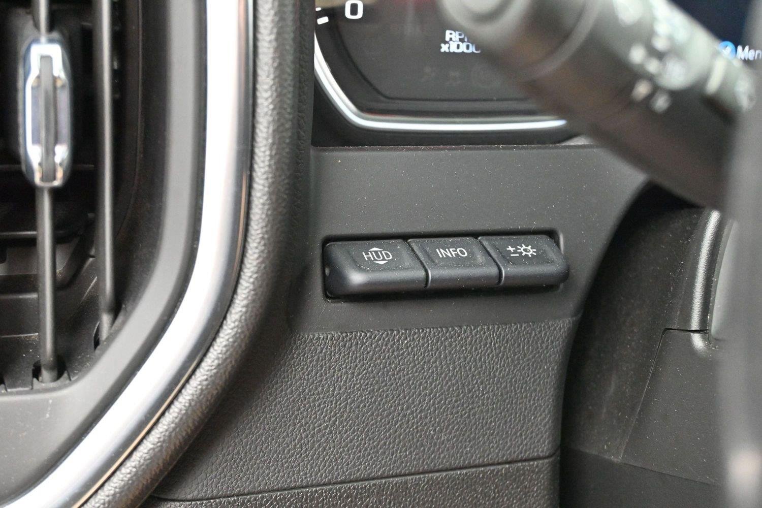 Used 2023 BLACK Chevrolet High Country image 28