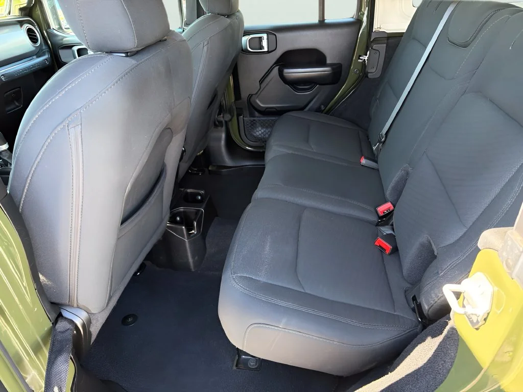 Used 2020 Sarge Green Clearcoat Jeep Unlimited Sport image 13