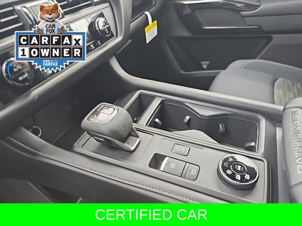 Used 2025 Silver Nissan S image 17