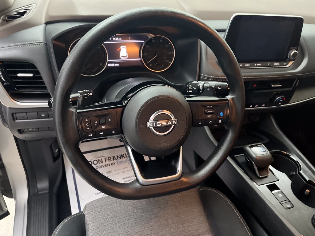 Used 2022 Silver Nissan SV image 15