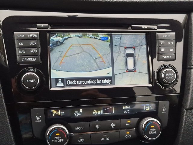 Used 2017 White Nissan SV image 24