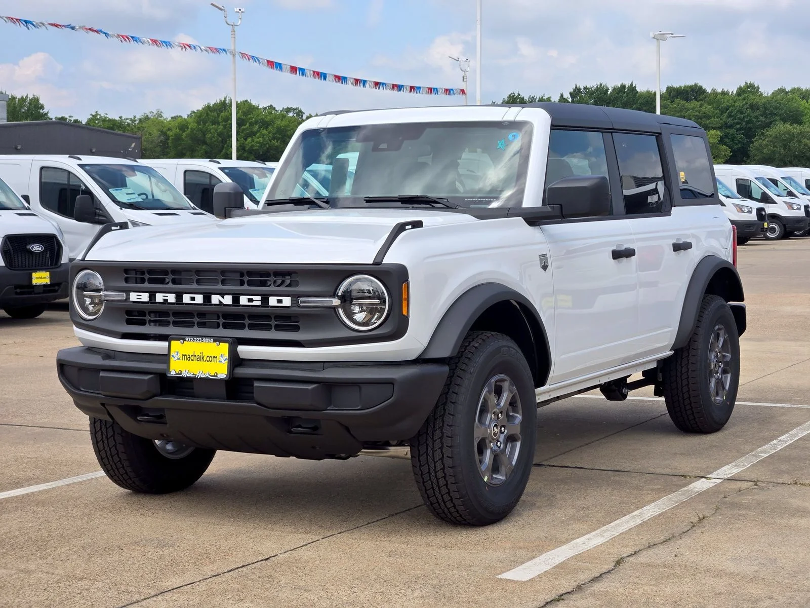 New 2026 Oxford White Ford Big Bend® image 2