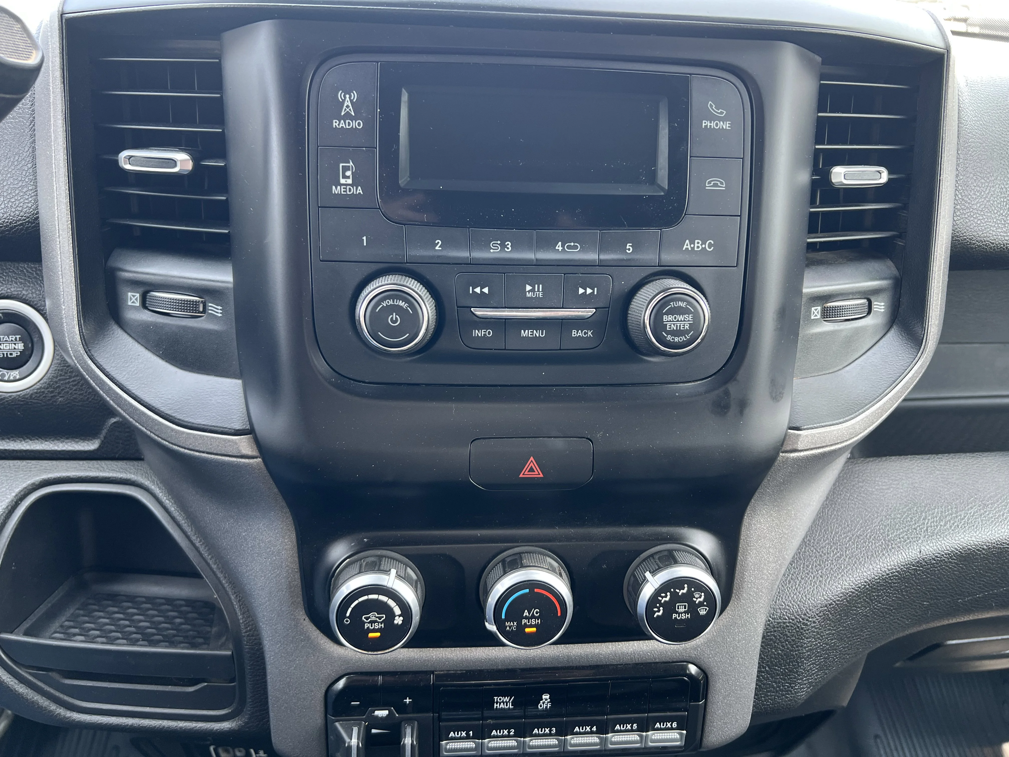2020 RAM Ram 3500 Chassis Cab Tradesman - Photo 20