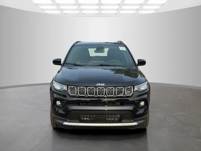 New 2026 Diamond Black Crystal Pearl-Coat Exterior Paint Jeep Limited image 2