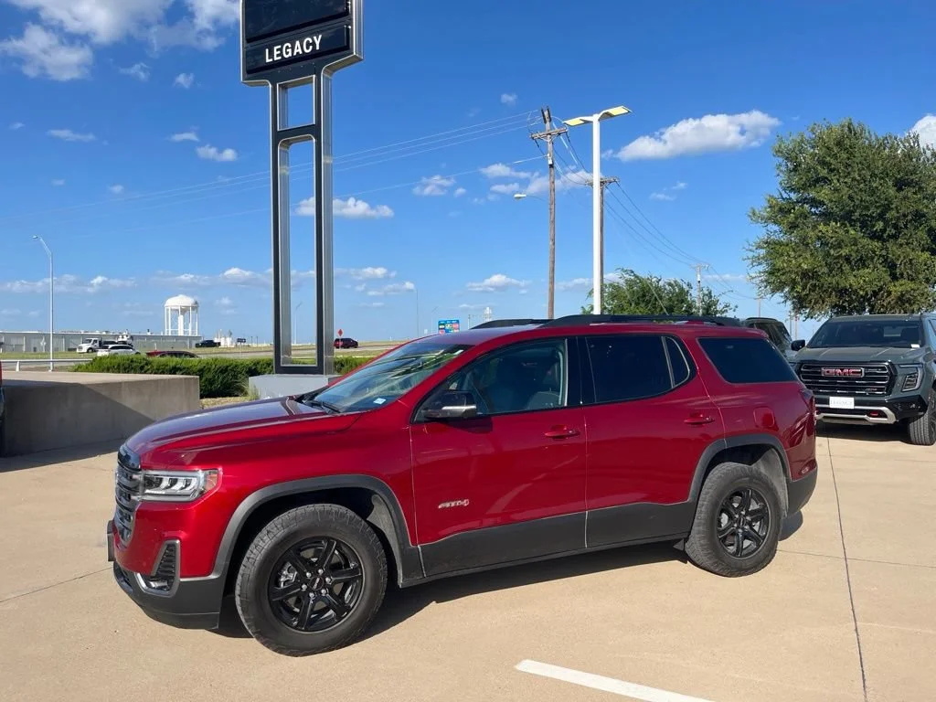 2023 GMC Acadia AT4 AWD's photo