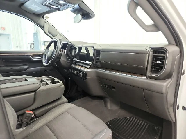 Used 2023 White Chevrolet LT image 23