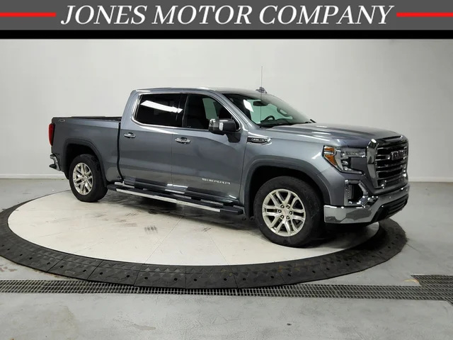 Pre-Owned 2020 GMC Sierra 1500 SLT