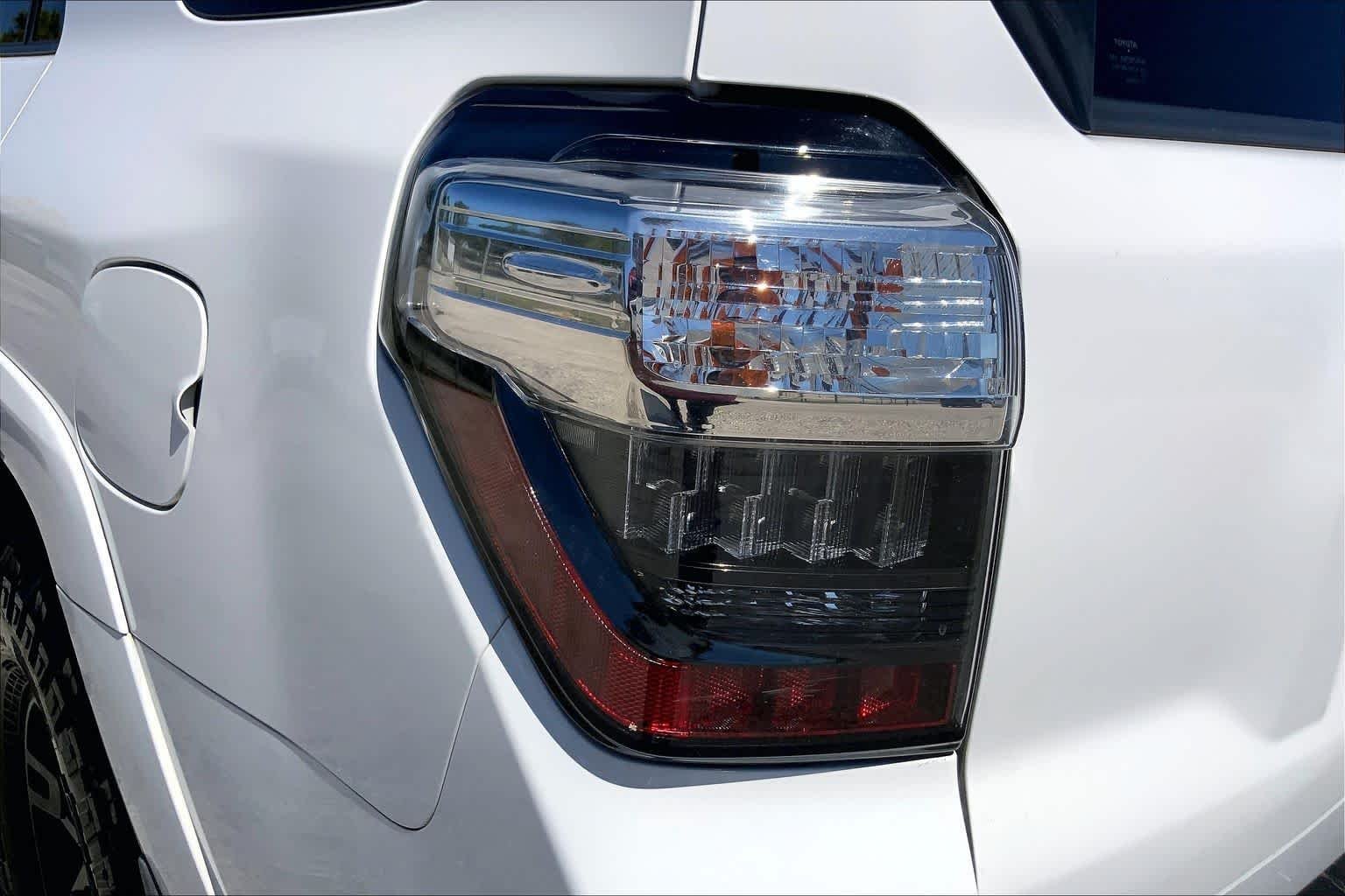 Used 2018 Super White Toyota TRD Pro image 28