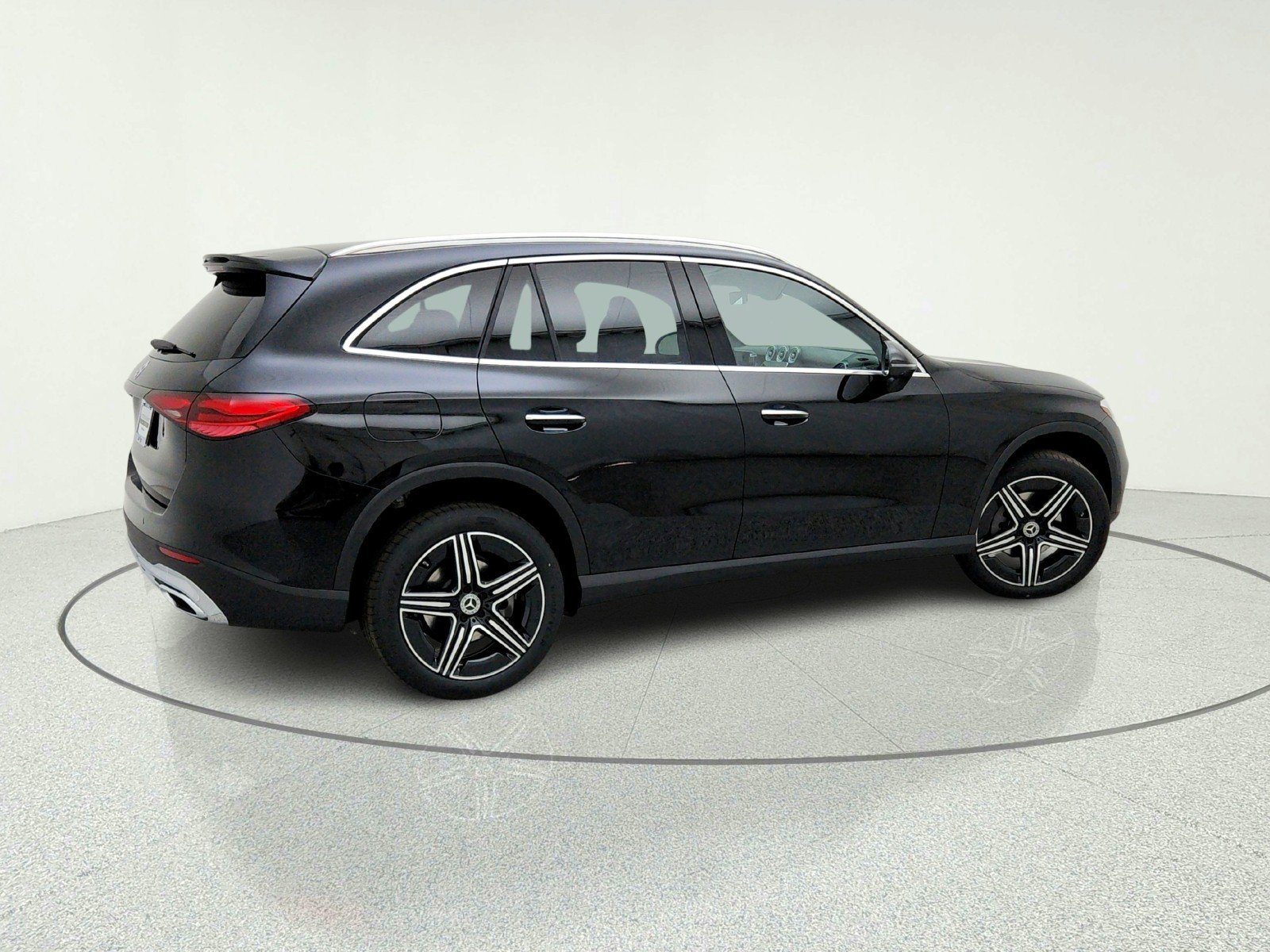 New 2026 Black Mercedes-Benz GLC 300 SUV image 8