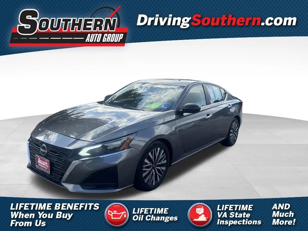 Used 2024 Gray Nissan 2.5 SV image 1