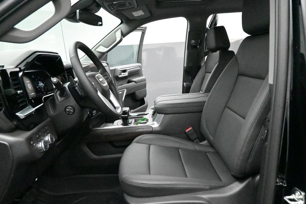 2026 GMC Sierra 1500 SLT - Photo 9