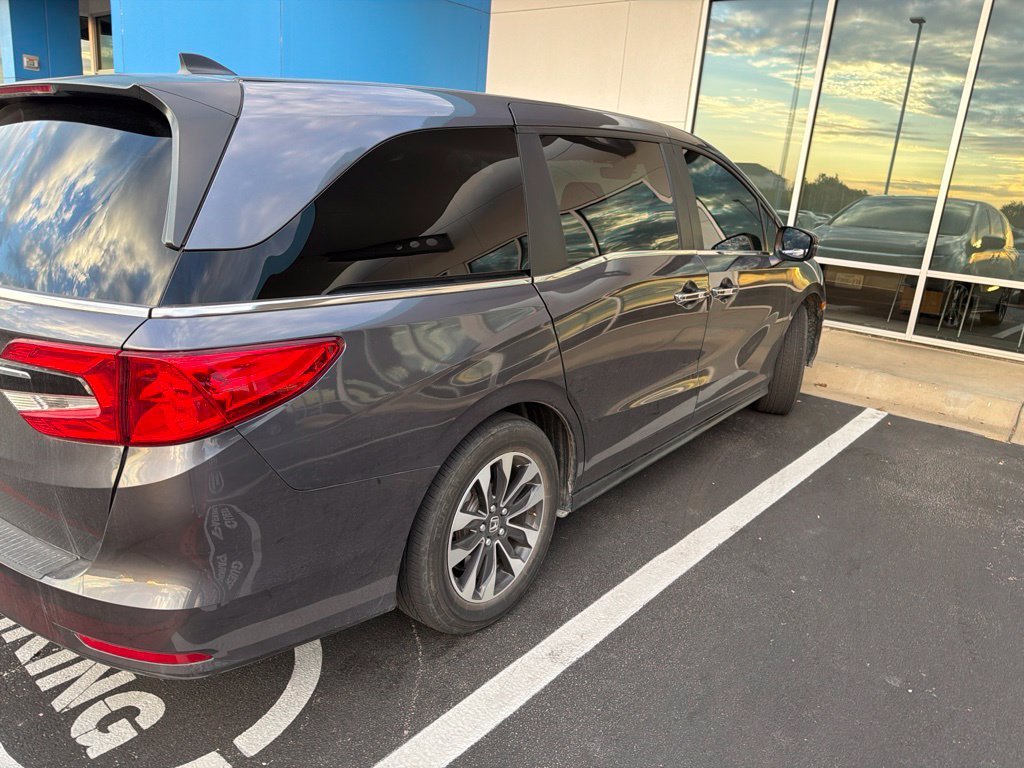 Certified Used 2024 Modern Steel Metallic Honda EX-L image 4