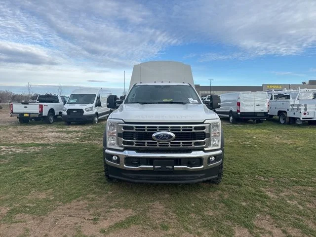 New 2026 Oxford White Ford XL image 2