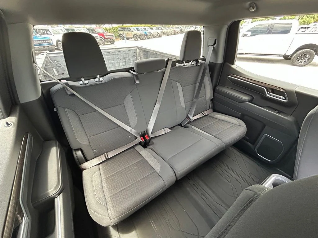 Certified Used 2022 Summit White Chevrolet RST image 29