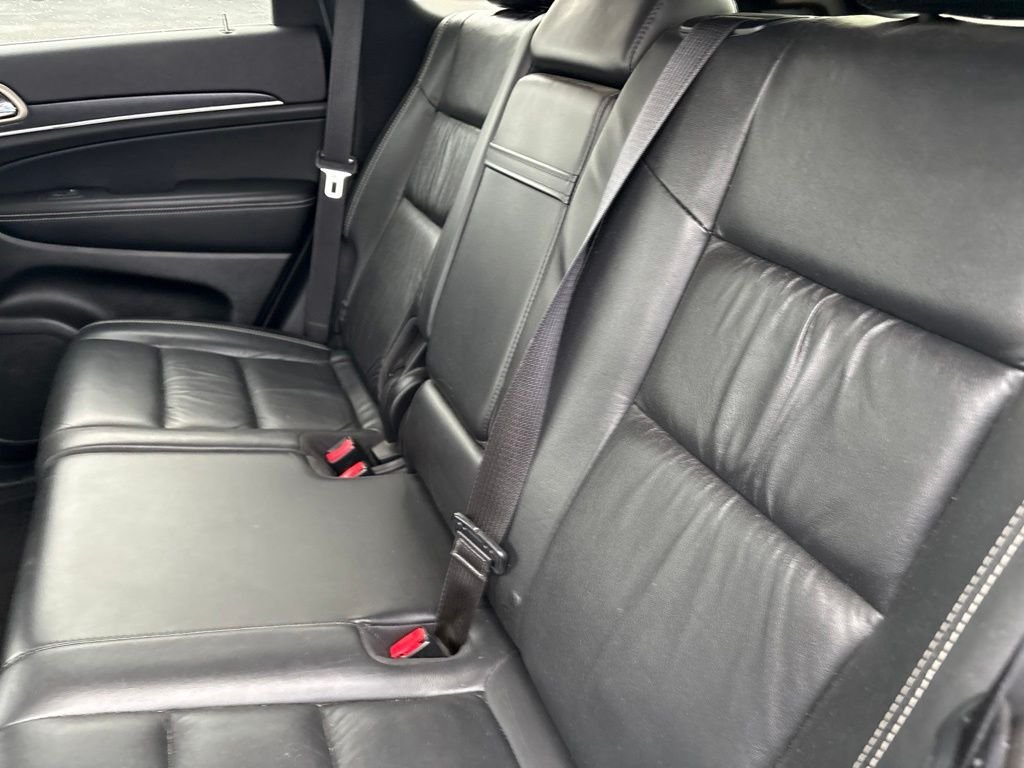Used 2015 Silver Jeep Limited image 8