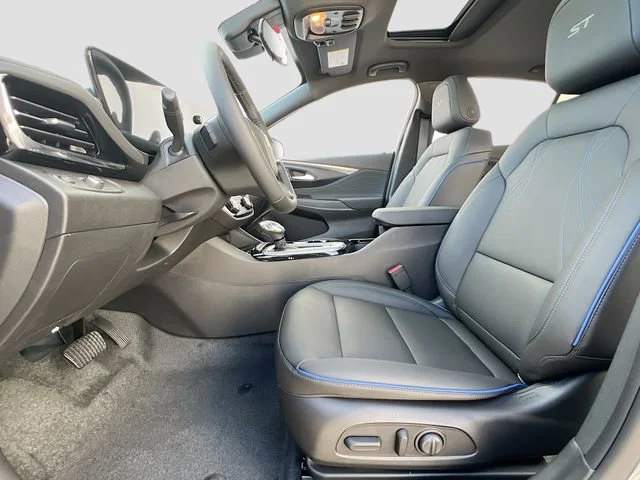 2026 Buick Envista Sport Touring - Photo 15