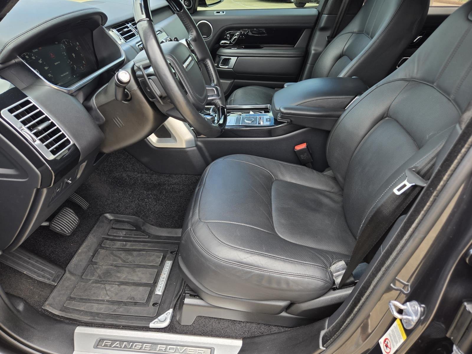 Used 2019 Carpathian Grey Premium Metallic Land Rover SC image 30