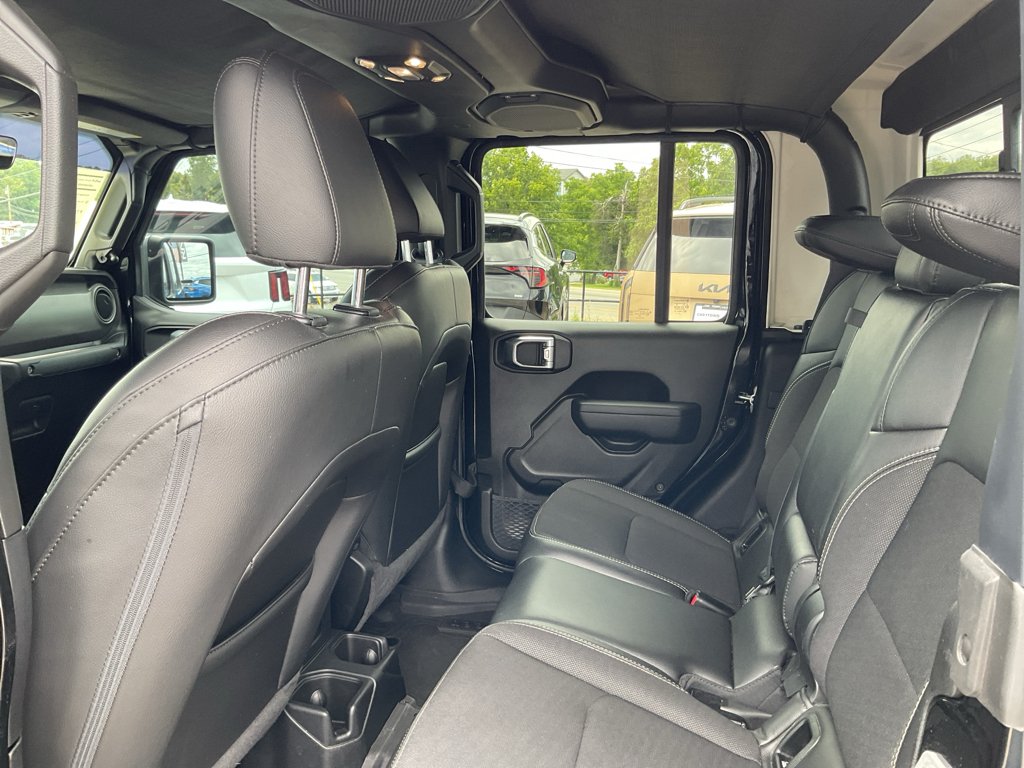 Used 2023 Black Clearcoat Jeep Freedom image 23