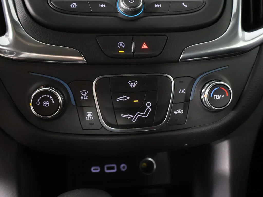Used 2022 Gray Chevrolet LT image 40