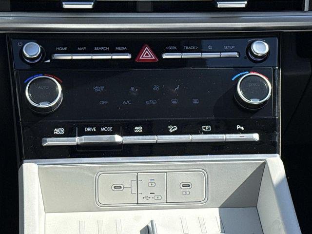 New 2026 White Hyundai SE image 19