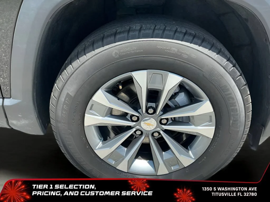 Used 2025 Mosaic Black Metallic Chevrolet LT image 36