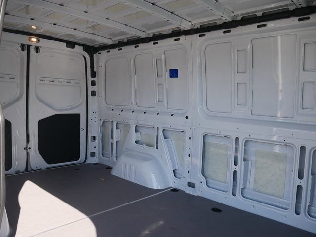New 2026 Arctic White Mercedes-Benz Cargo 144 WB image 39
