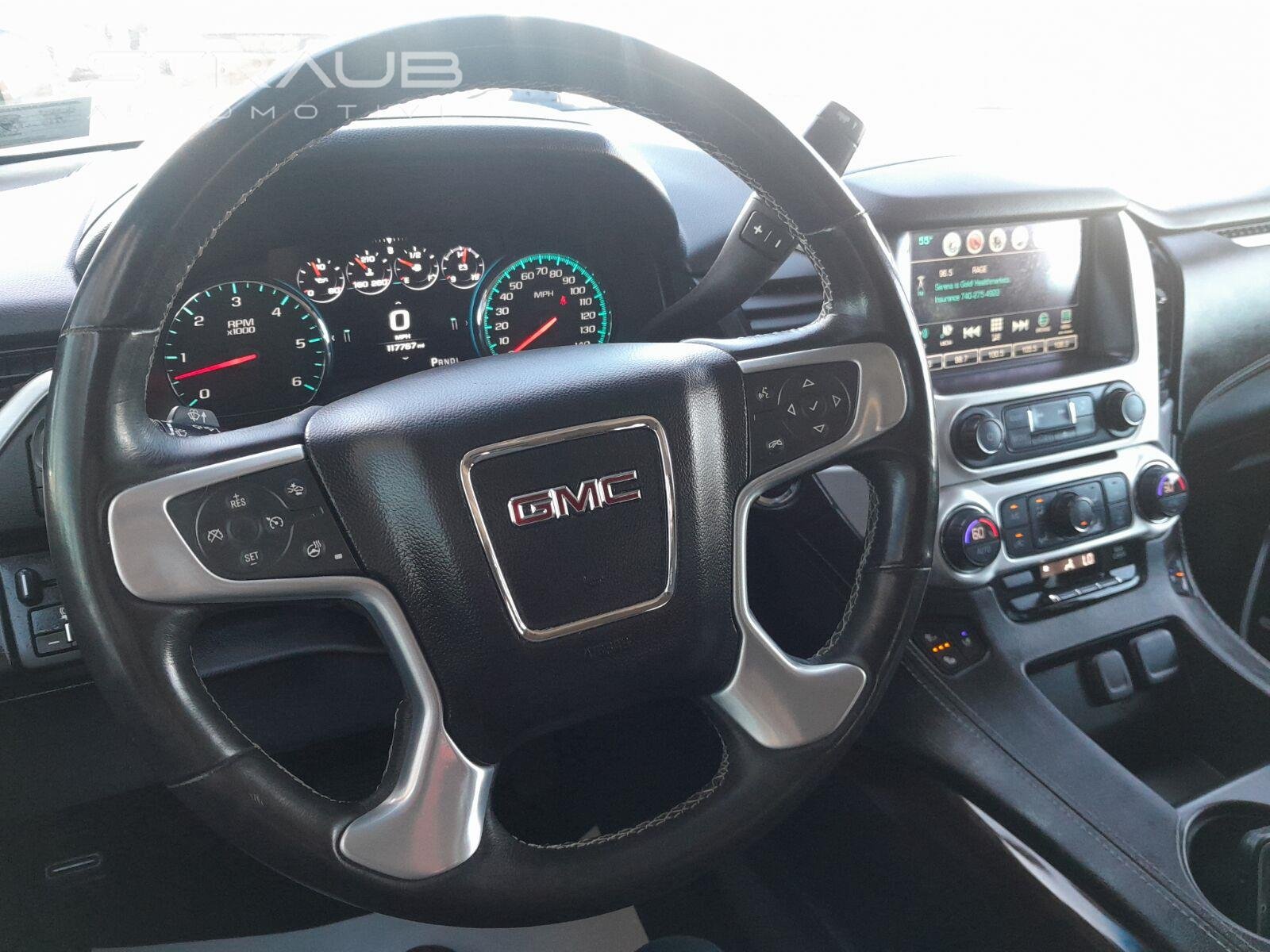 2017 GMC Yukon XL SLT - Photo 11
