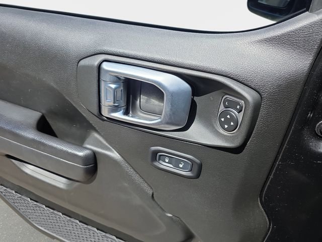 Used 2023 Black Jeep Rubicon image 31